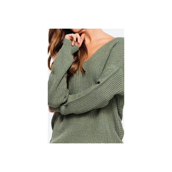 V-Neck Twist Back Bulky Knit Sweater Top Sz Small - Picture 6 of 6